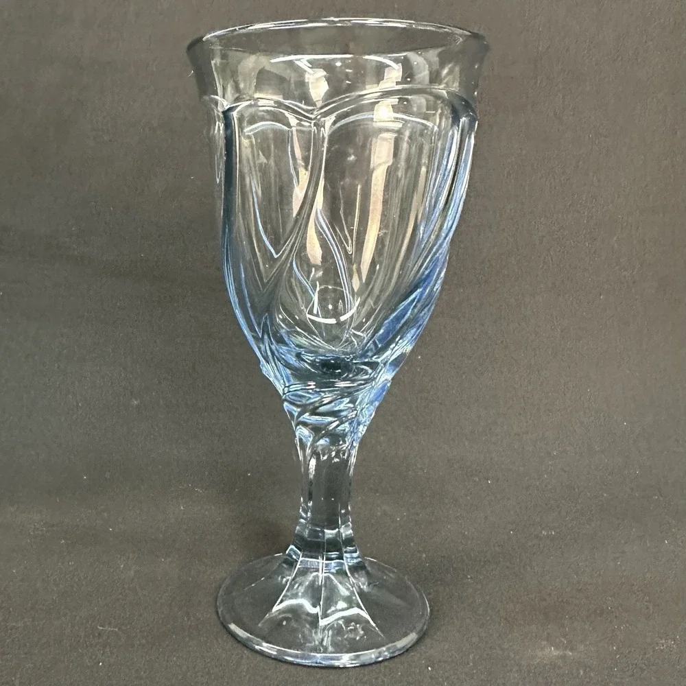 Noritake 'Sweet Swirl  - Light Blue' 7 1/2